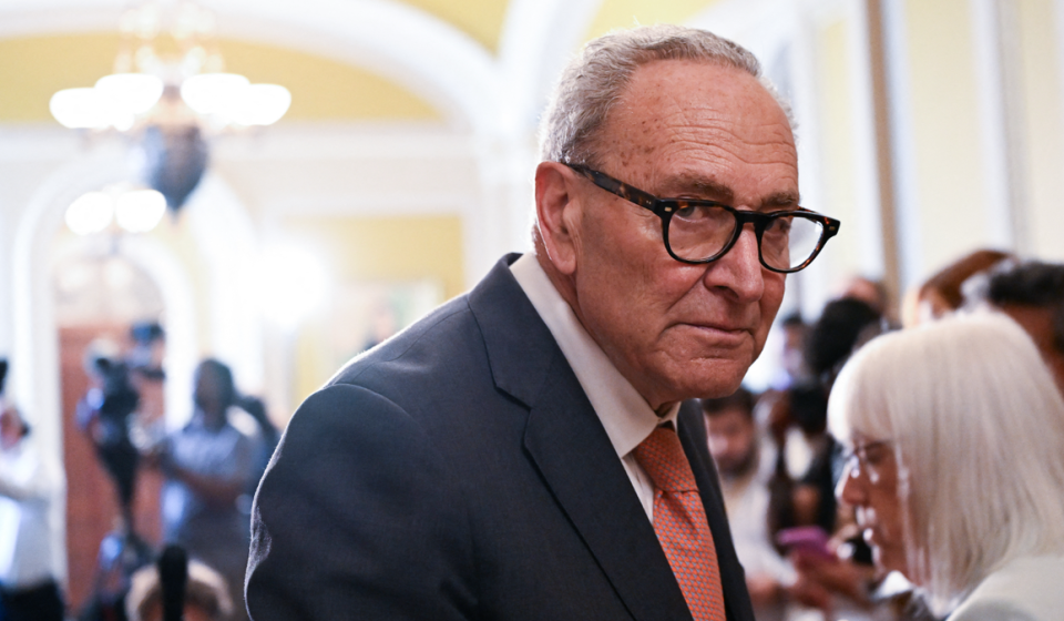 Senate Democrats block stock trading ban, prevent GOP voters from winning Senate Democrats block stock trading ban, prevent GOP voters from winning