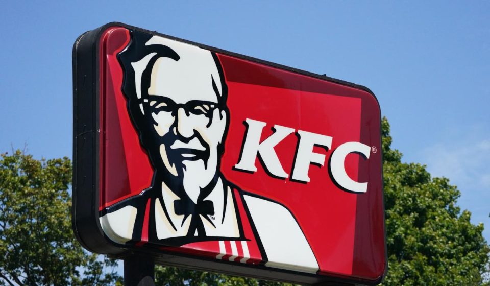 KFC signs Coca-Cola as new beverage partner, ditching PepsiCo