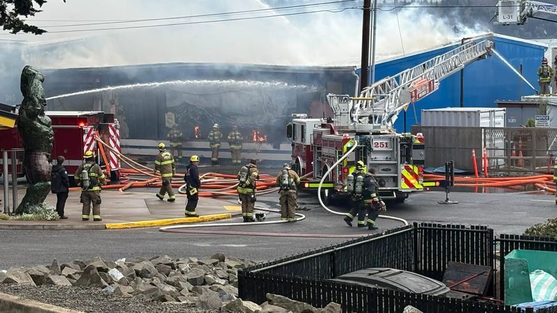 Level 3 evacuation issued near Newport Bayfront due to fire