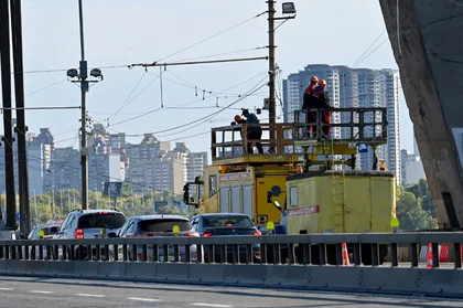 Ukraine targets major Russian oil hub in massive drone attack on Moscow region