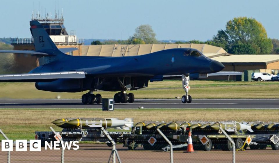 US withdraws all bombers from RAF Fairford base - BBC