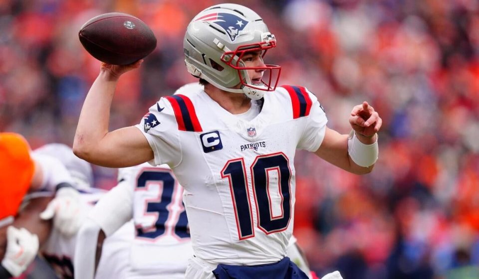 NFL Picks, Week 8 Score Predictions, Today's Best Bets Powered by Self-Learning AI