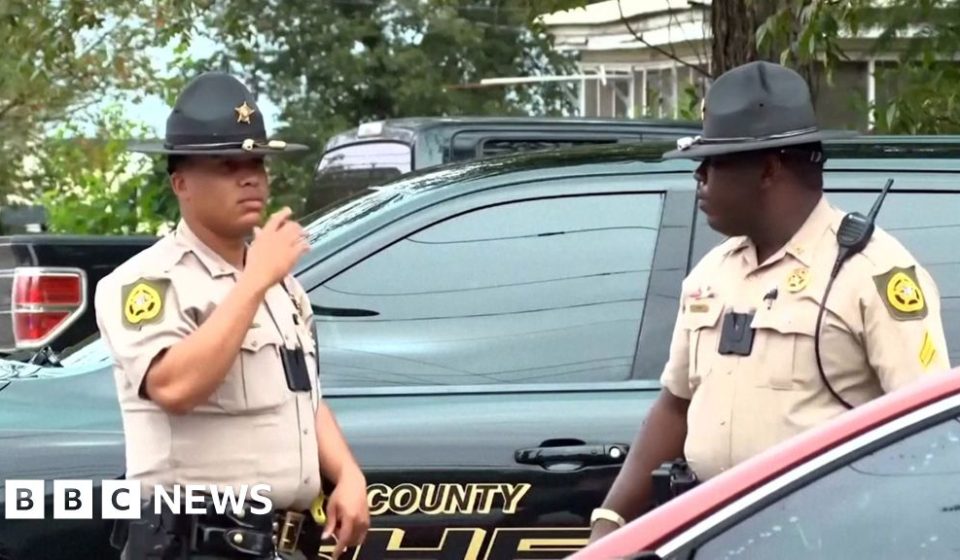 Georgia officials search for suspect in shooting that left two dead, 35 injured – BBC Georgia officials search for suspect in shooting that left two dead, 35 injured - BBC
