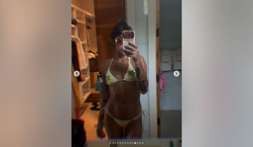 Ella Langley reveals bikini selfie from Dandelion tour on Instagram