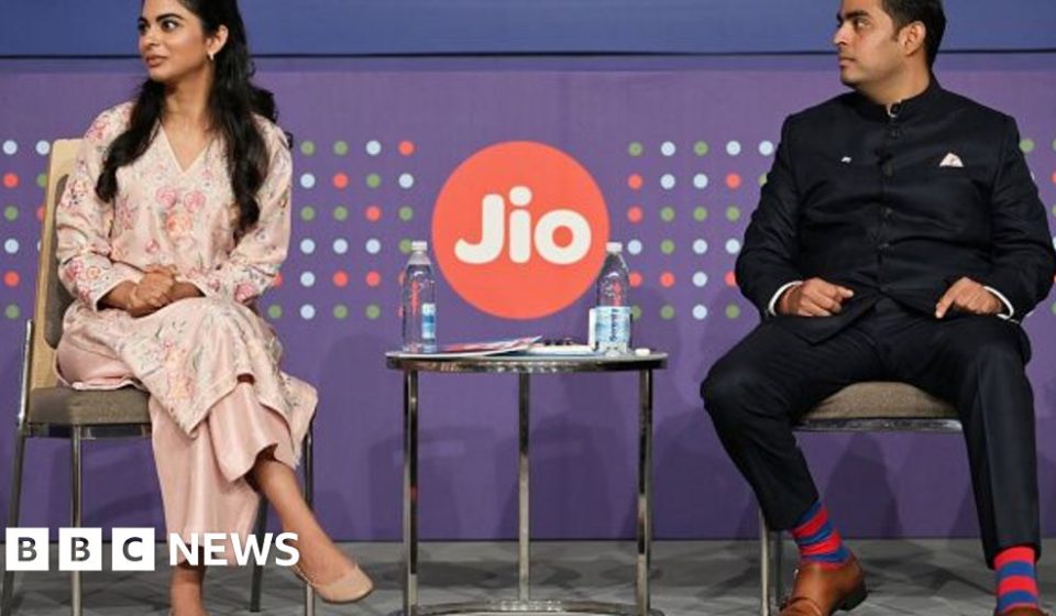 Jio Platforms IPO: India’s biggest stock sale could end cheap mobile internet for millions – BBC Jio Platforms IPO: India's biggest stock sale could end cheap mobile internet for millions - BBC