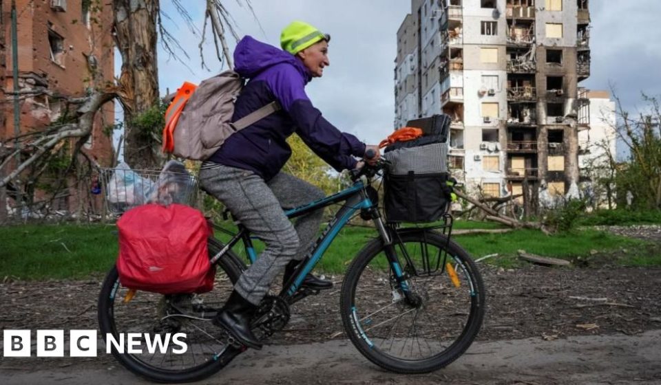 ‘The city is alive’: brief peace in Kherson, but residents fear what’s next – BBC 'The city is alive': brief peace in Kherson, but residents fear what's next - BBC