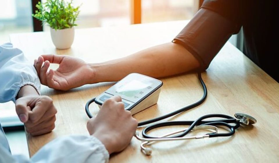 1 snack with ingredients you may already have at home that “helps lower blood pressure”
