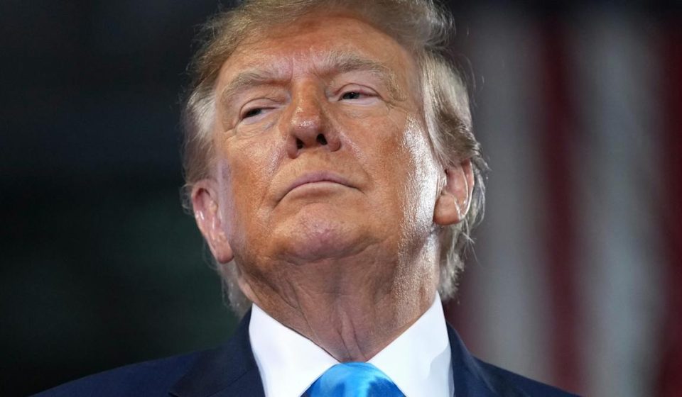 Democrats remain clear favorites to take control of Congress in midterms