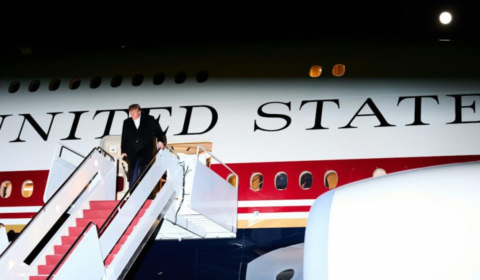 Democrats remain clear favorites to take control of Congress in the midterms as Trump’s ratings fall again. Democrats remain clear favorites to take control of Congress in the midterms as Trump's ratings fall again.
