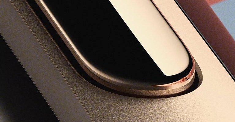 Google announces Fitbit Edge launching next week Google announces Fitbit Edge launching next week