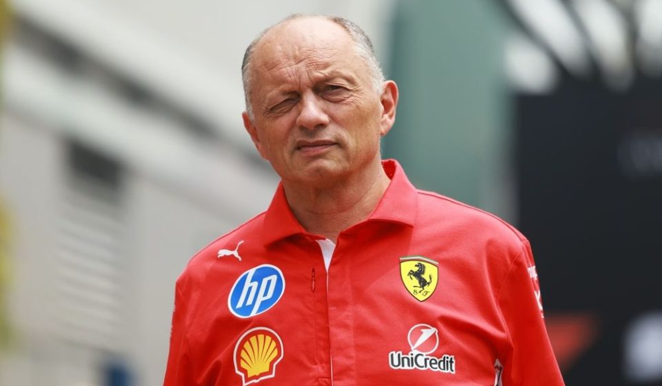 Why Ferrari gave in to Lewis Hamilton's failed F1 gamble in Singapore