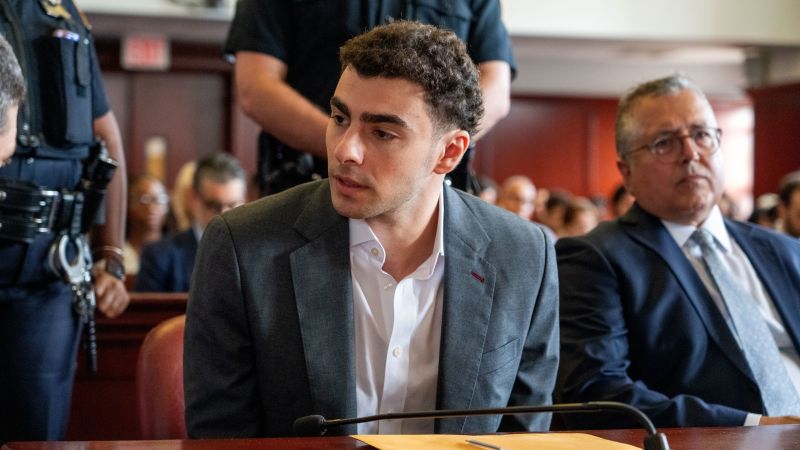 Luigi Mangione's 'different crimes' mean double jeopardy does not apply to him, state prosecutors say