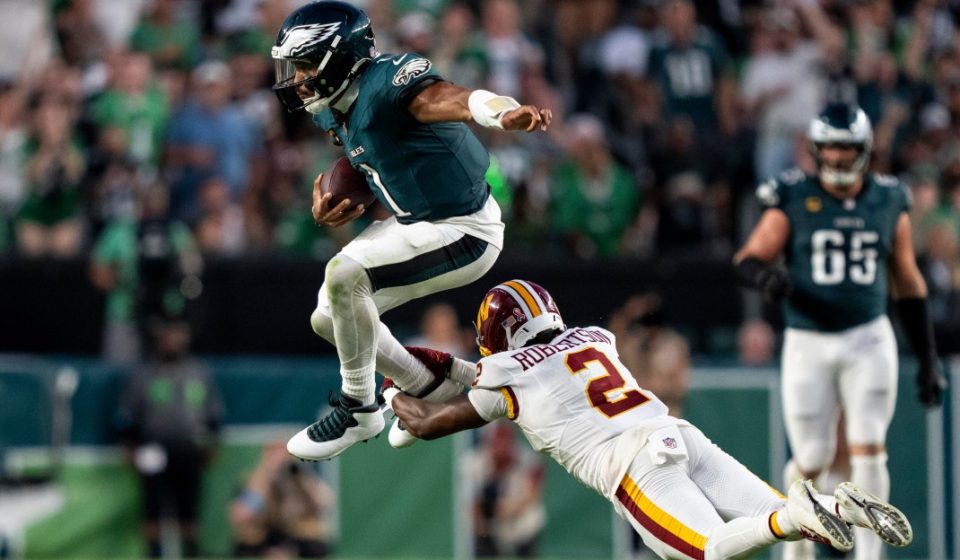 Commanders cornerback guarantees Washington beats Eagles in Week 8