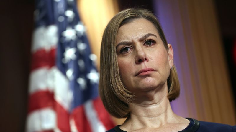Democratic senator sparks controversy over comments on Trump administration investigation