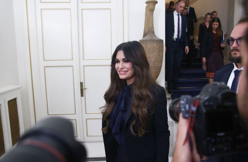 Vance signals unease after report claims Kimberly Guilfoyle attempted to trade access for funds