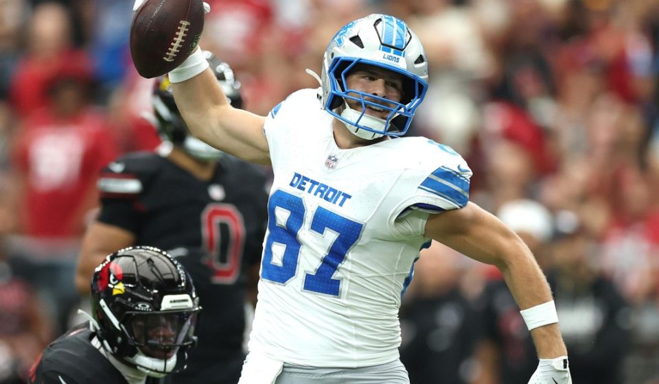 Detroit Lions vs. Arizona Cardinals: 10 winners, 4 losers