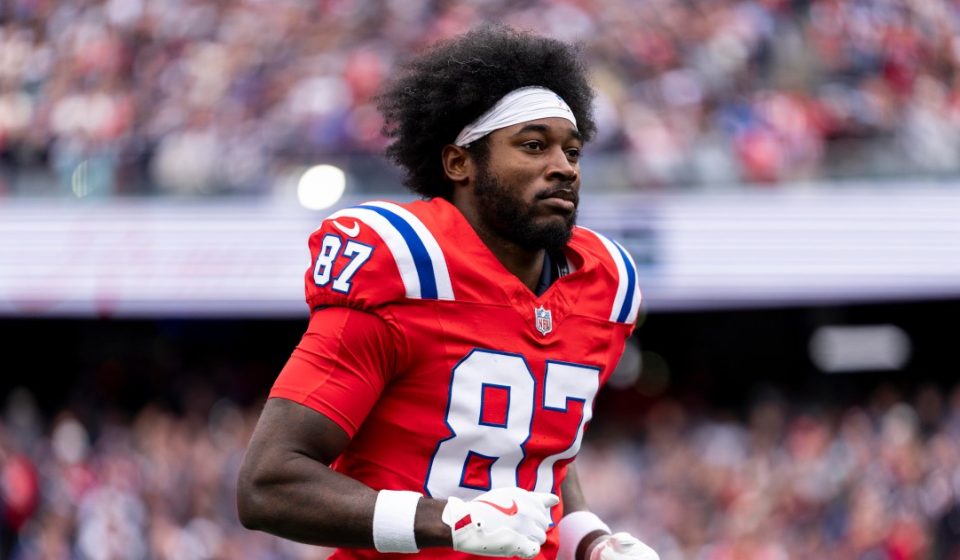 What placing Roméo Doubs on IR means for the Patriots