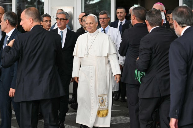 Pope's surgeon details operation performed on 'ideal patient' after discovery of lung cancer 'entirely by chance'