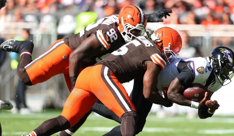 Browns and Titans Week 7 Injury Reports: New, Big Concern for CLE; changes for both sides