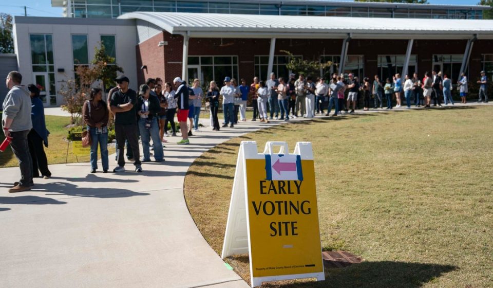 Live updates: 2026 midterm campaigns make final push before Election Day as early voters head to polls
