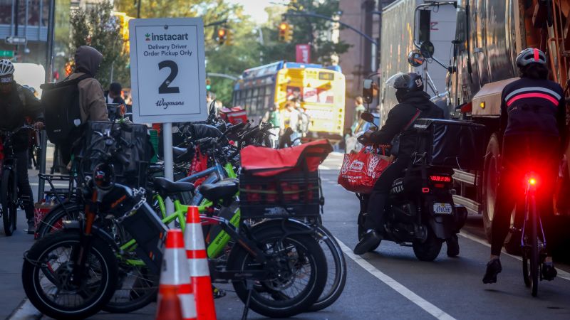 DoorDash buys Instacart for $17 billion