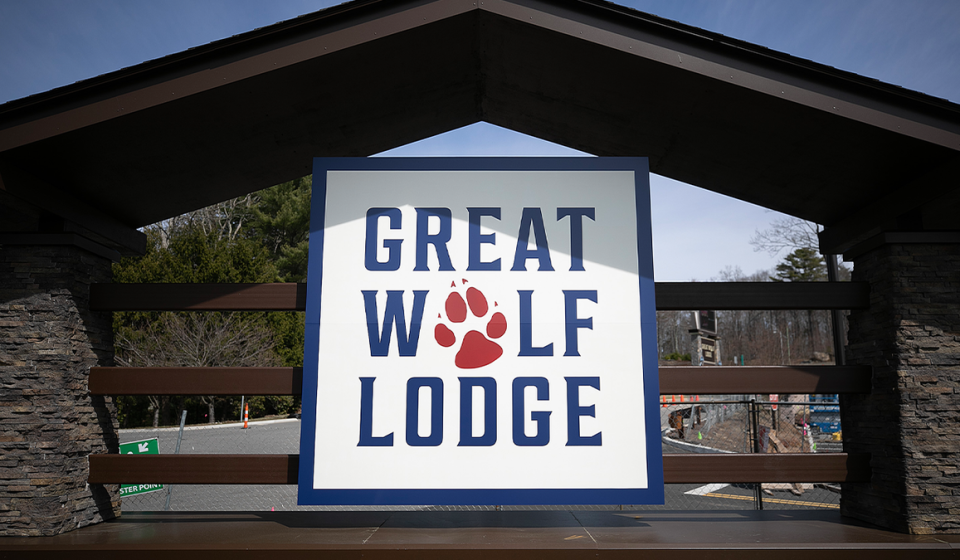 Pennsylvania mother accused of stabbing husband and child at Great Wolf Lodge