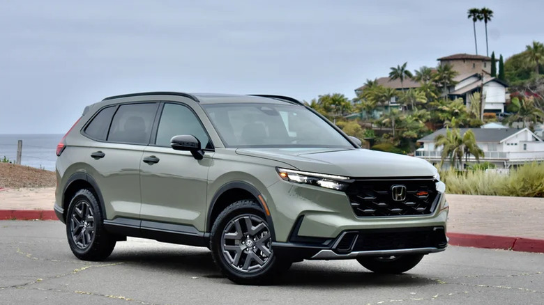 How much does it cost to replace a Honda CR-V hybrid battery?