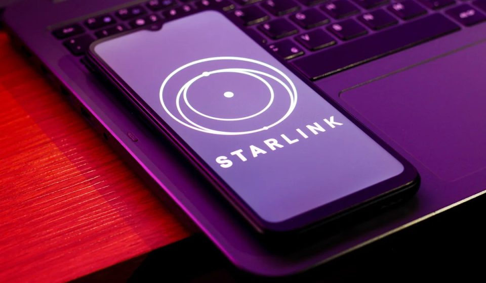 SpaceX's Starlink Could Pose 3 Big Risks for Apple, Warns BofA