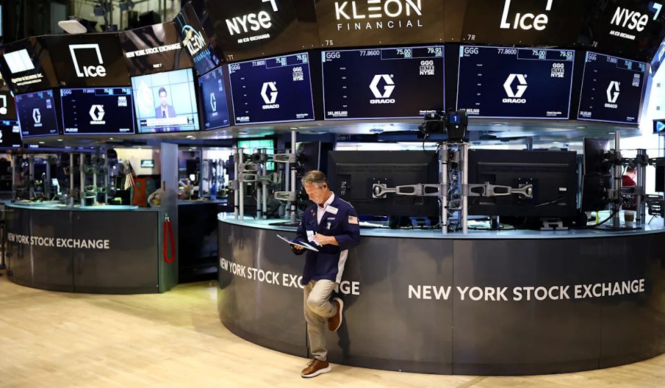 Stock market today: Dow, S&P 500 and Nasdaq futures fall after tech rally as Treasury yields rise