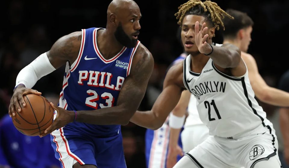 LeBron James plays point forward as 76ers offense shines in first look at new star-studded roster LeBron James plays point forward as 76ers offense shines in first look at new star-studded roster