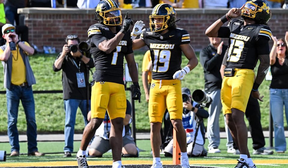 No. 25 Missouri spoils No. 8 Florida's brief stint at the top of the AP poll with a dominant 45-17 victory.