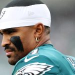 Eagles announce Jalen Hurts diagnosed with blood clots in lungs, reportedly out for 2026 season