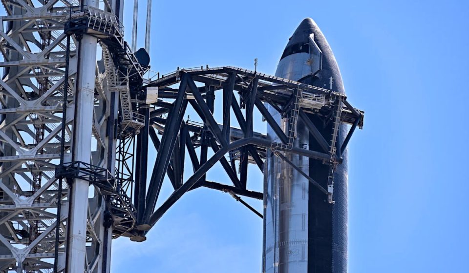 SpaceX could be about to buy 80,000 cell towers in an effort to compete with Verizon, AT&T and T-Mobile. SpaceX could be about to buy 80,000 cell towers in an effort to compete with Verizon, AT&T and T-Mobile.