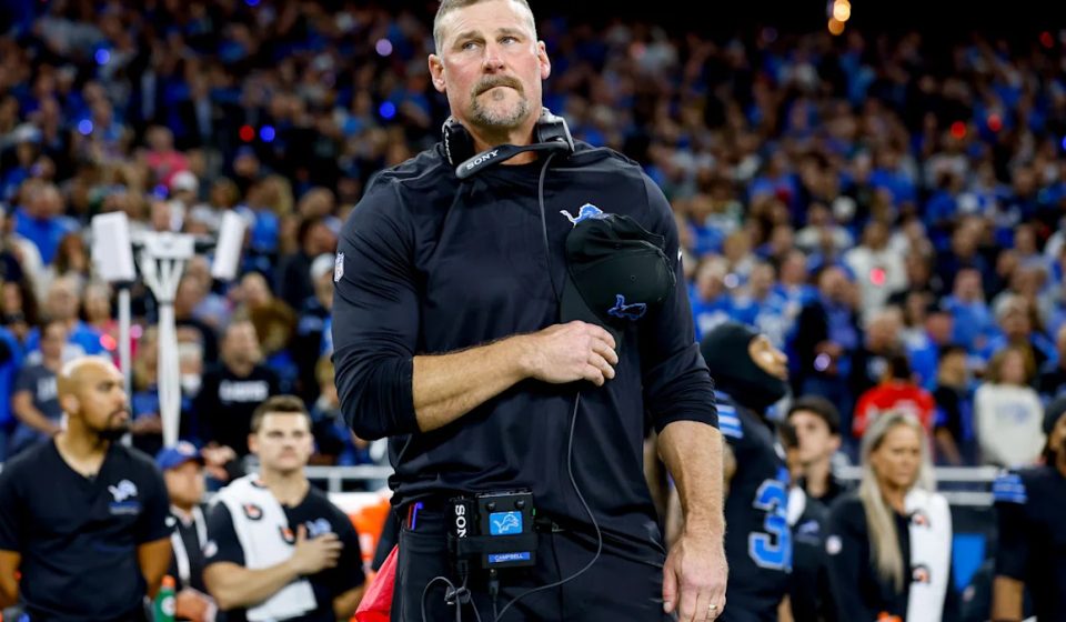 5 memorable plays in Week 7: Dan Campbell bails out after crazy fourth-down gamble, and red zone woes hurt Saints, Ravens and Packers