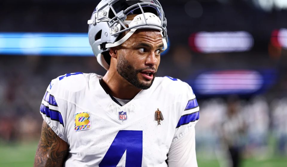 Worker says Cowboys QB Dak Prescott's loss to winless Buccaneers was 'embarrassing'