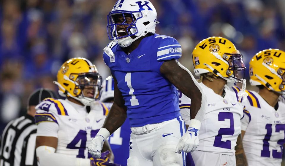 Kentucky’s 2-point call pays off in 35-34 overtime win over No. 10 LSU Kentucky's 2-point call pays off in 35-34 overtime win over No. 10 LSU