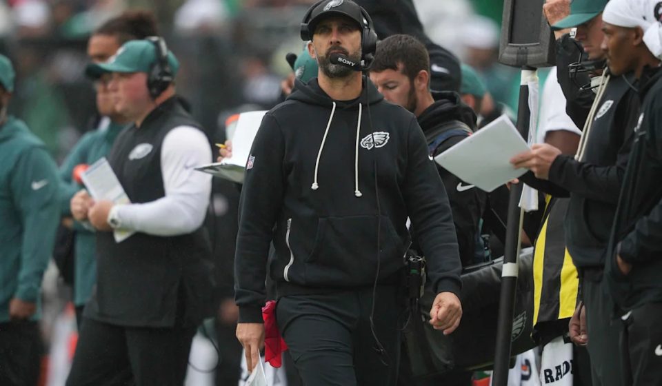Nick Sirianni blamed for Eagles’ kickoff strategy in final minute: ‘I cost us this game’ Nick Sirianni blamed for Eagles' kickoff strategy in final minute: 'I cost us this game'