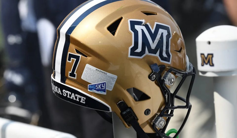 Defending FCS champion Montana State's 19-game winning streak was snapped by Idaho after officials added a second to the clock before Idaho's final TD.