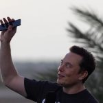 SpaceX's next Starlink move could crush AT&T, Verizon – and even Apple and Samsung