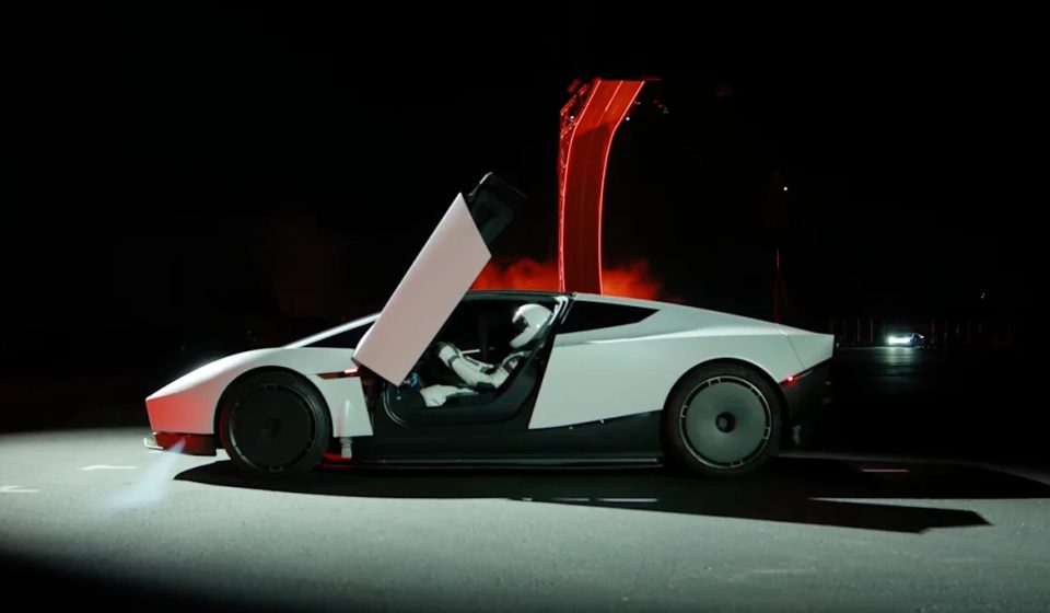 Tesla Q3 Preview: Delivery Outlook, Cash Flow, and a Dash of Merger Speculation Within Reach