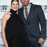 Ben Affleck Finally Asks If He Wore A Prosthetic For 'Gone Girl' Frontal Shower Scene