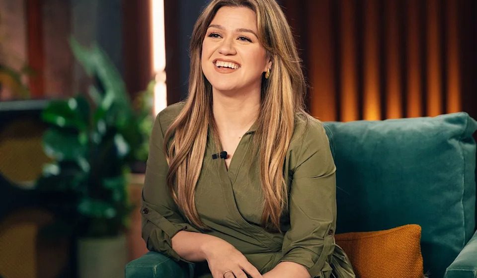 Kelly Clarkson Claims She Got the 'Pretty Woman' Treatment at a New York Store: 'You Just Lost a Huge Sale'