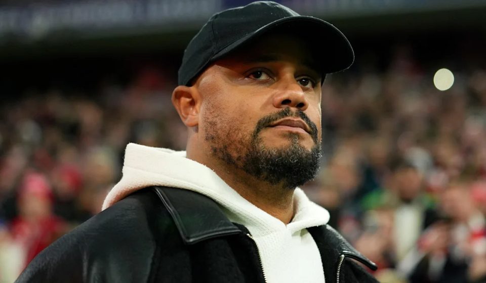 Bayern Munich coach Vincent Kompany hospitalized after collapse Bayern Munich coach Vincent Kompany hospitalized after collapse