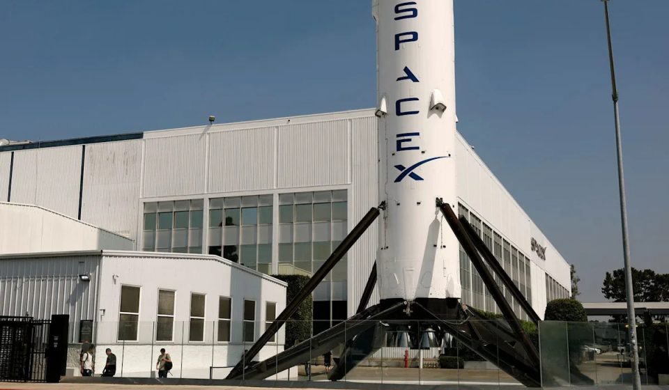 SPCX stock climbs as three Thursday launches coincide with start of Google’s $920 million AI pact SPCX stock climbs as three Thursday launches coincide with start of Google's $920 million AI pact