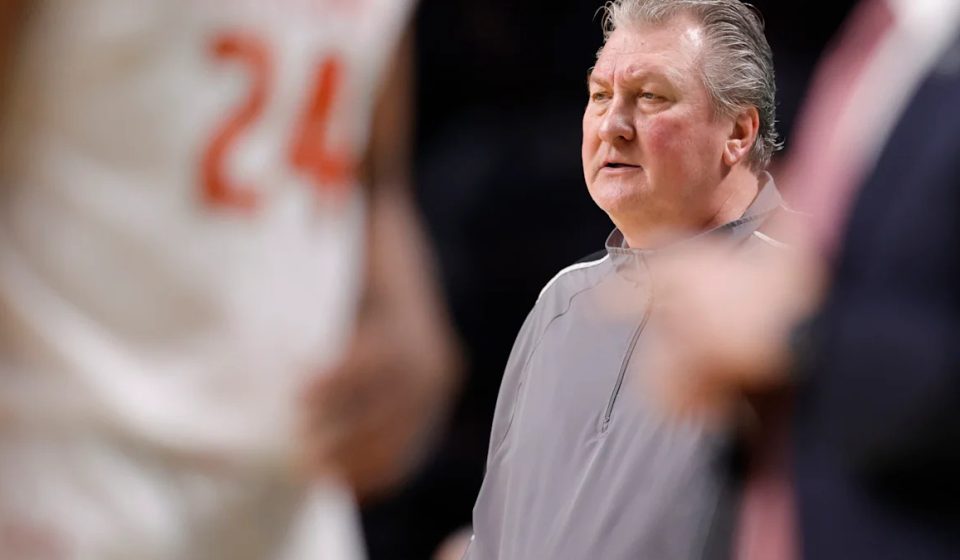 Longtime Cincinnati and West Virginia men's basketball coach Bob Huggins struggles with 'progressive cognitive condition'