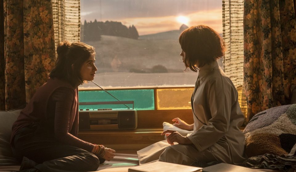 ‘Klara and the Sun’ Review: Jenna Ortega Fans, Look Away Respectfully 'Klara and the Sun' Review: Jenna Ortega Fans, Look Away Respectfully