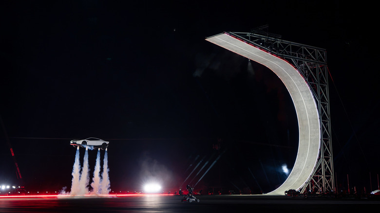 A “flying” Tesla roadster seems impossible, until you see what Lockheed Martin built decades ago