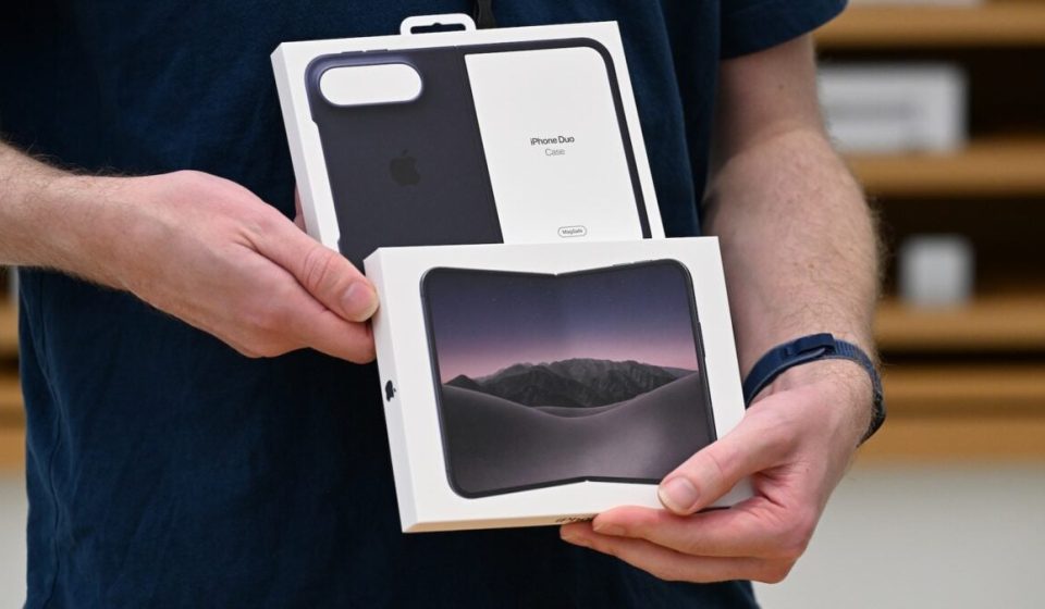 Apple would stop making you feel like a thief when you return an unopened iPhone Apple would stop making you feel like a thief when you return an unopened iPhone