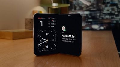 Apple retail staff must warn against walk-in iPhone Duo purchases