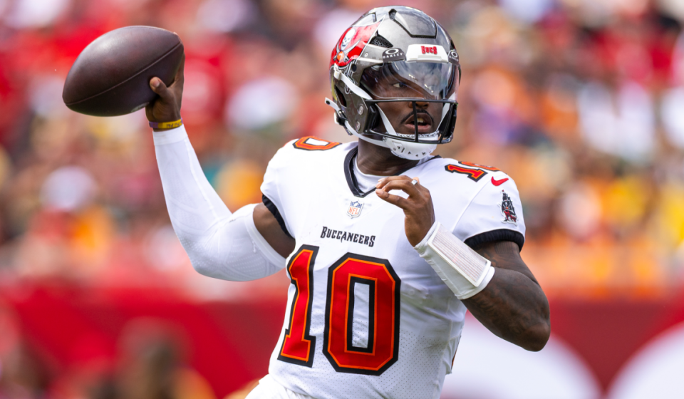Where to Watch Cowboys vs. Buccaneers: Prediction, Picks, Odds, Streaming for “TNF”